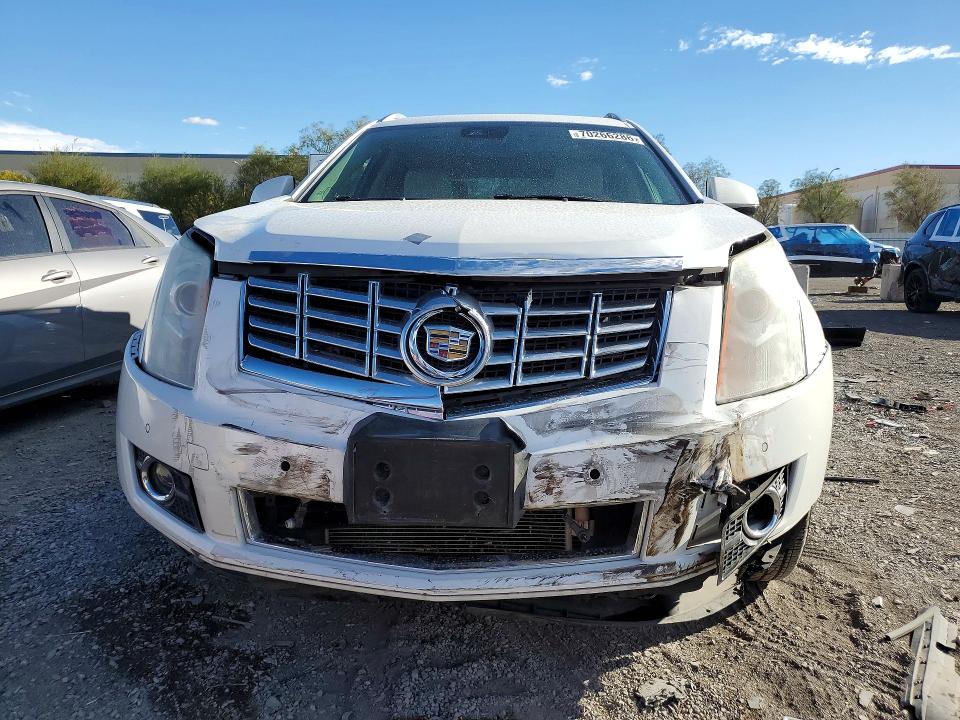 Photo 5 from auction – 2015 CADILLAC SRX with VIN 3GYFNCE34FS529558