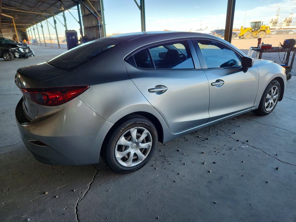 Photo 3 from auction – 2015 MAZDA 3 with VIN 3MZBM1U79FM156096
