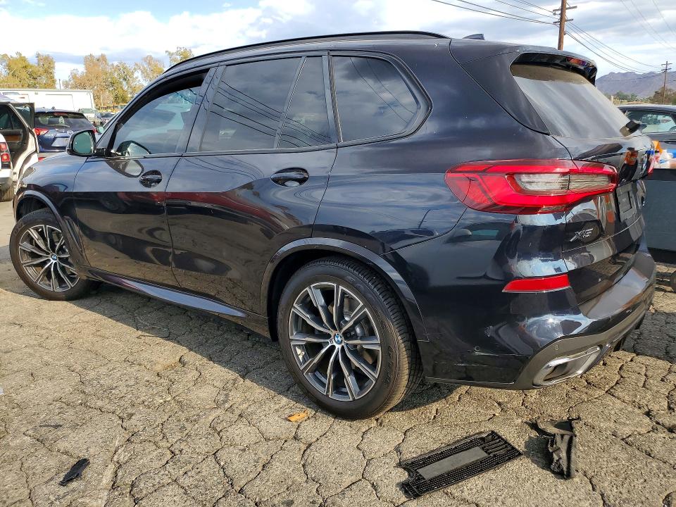Photo 2 from auction – 2019 BMW X5 with VIN 5UXCR6C52KLL03892