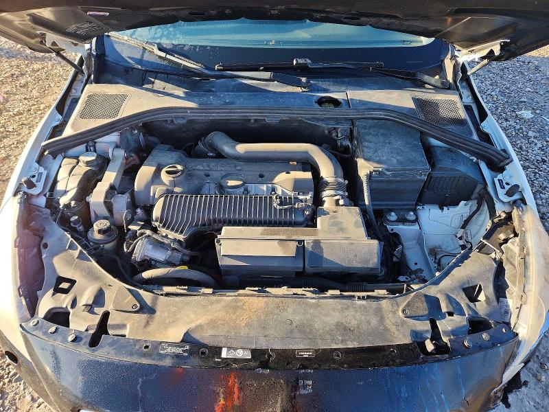 Photo 11 from auction – 2013 VOLVO S60 with VIN YV1612FSXD2225896