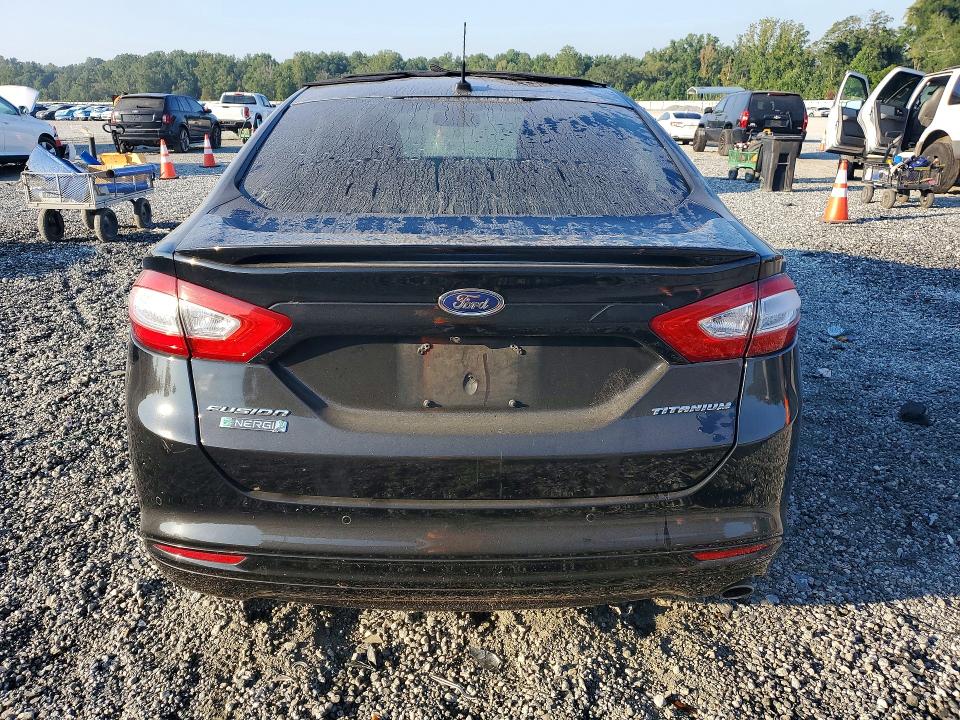 Photo 6 from auction – 2016 FORD FUSION with VIN 3FA6P0SU1GR249252