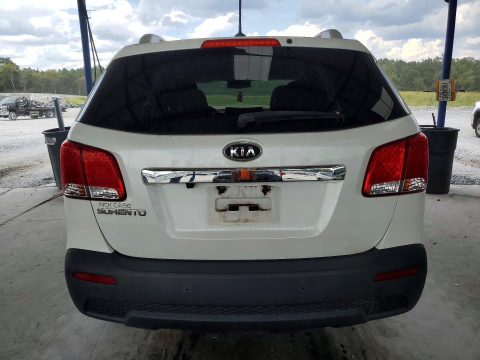 Photo 6 from auction – 2013 KIA SORENTO with VIN 5XYKT3A63DG406424