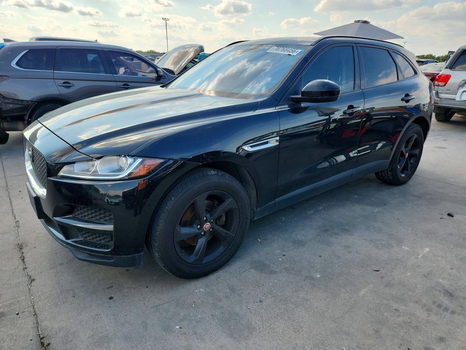 JAGUAR F-PACE 2017 z numerem VIN SADCJ2BN7HA099067 - Zdjęcie z aukcji