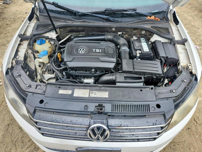 Photo 11 from auction – 2015 VOLKSWAGEN PASSAT with VIN 1VWBS7A3XFC066225