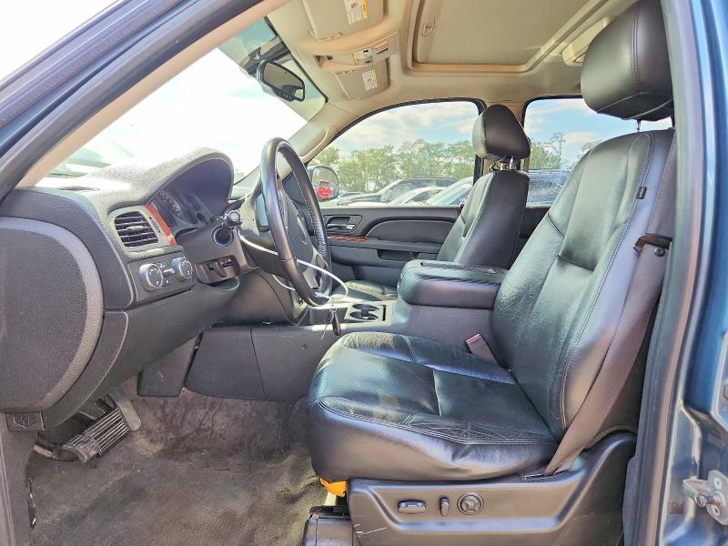 Photo 7 from auction – 2010 GMC YUKON with VIN 1GKUKCE03AR129700