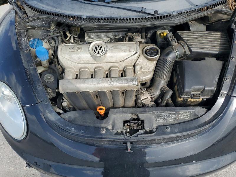 Photo 11 from auction – 2010 VOLKSWAGEN NEW BEETLE with VIN 3VWPG3AG6AM035709