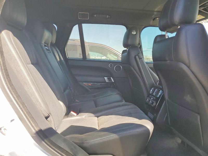 Photo 11 from auction – 2017 LAND ROVER RANGE ROVER with VIN SALGS2FV8HA368495