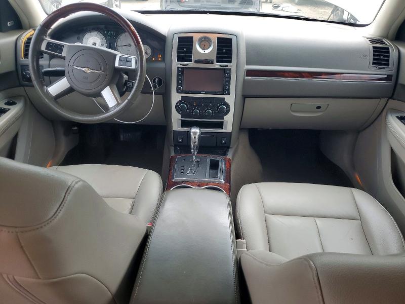 Photo 8 from auction – 2009 CHRYSLER 300 with VIN 2C3LK33V39H560947