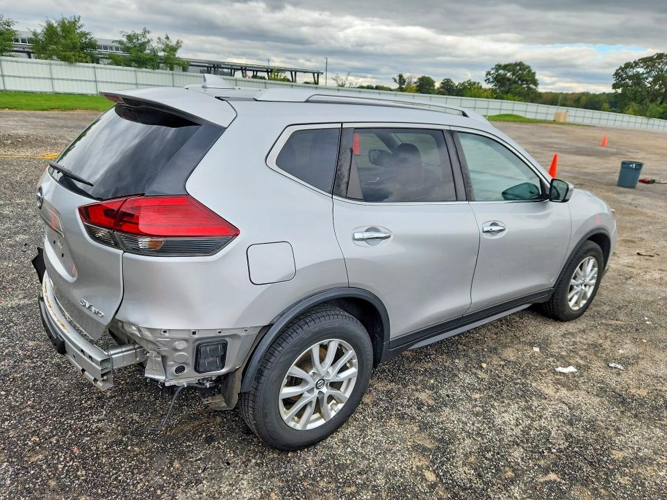 Снимка 3 от търг – 2017 NISSAN ROGUE с VIN KNMAT2MV9HP505096