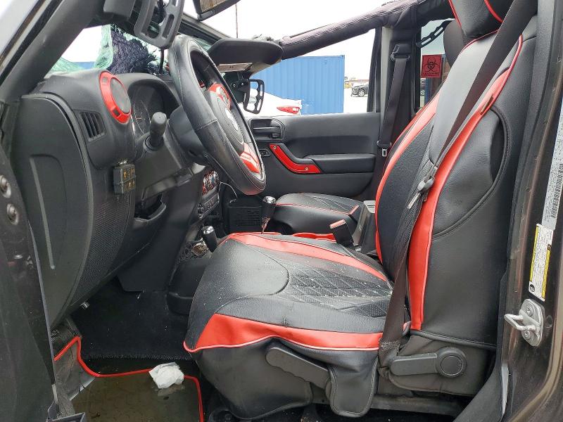 Снимка 7 от търг – 2016 JEEP WRANGLER UNLIMITED с VIN 1C4BJWDG1GL323255