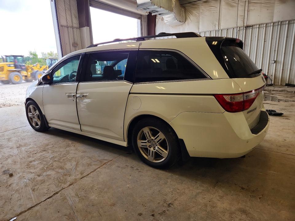 Photo 2 from auction – 2013 HONDA ODYSSEY with VIN 5FNRL5H93DB059372