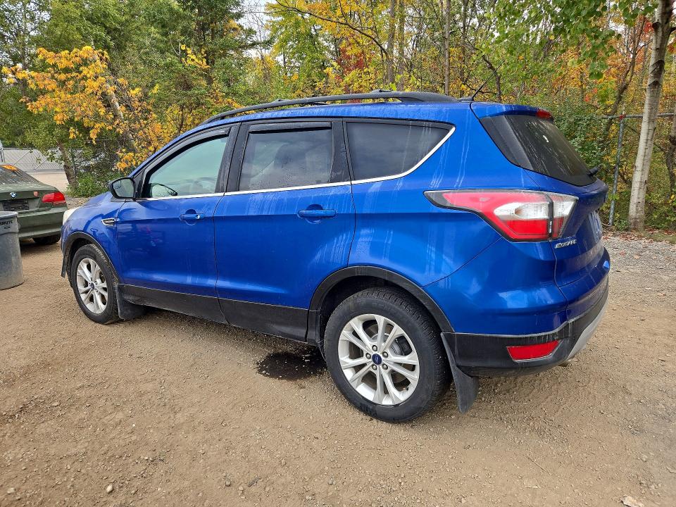 صورة رقم 2 من المزاد - 2017 FORD ESCAPE مع VIN 1FMCU9GD1HUB24924