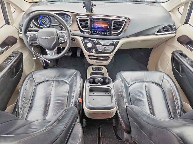 Снимка 8 от търг – 2017 CHRYSLER PACIFICA с VIN 2C4RC1BG6HR769702