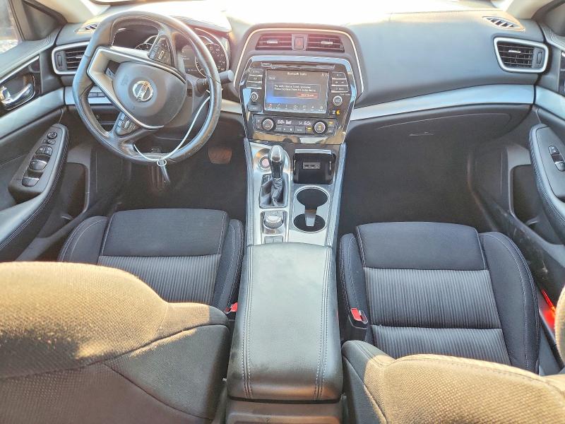 Снимка 8 от търг – 2016 NISSAN MAXIMA с VIN 1N4AA6AP8GC381109