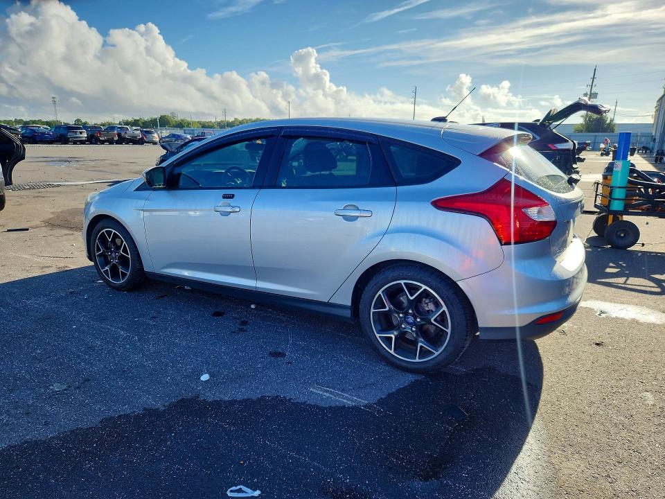 Photo 2 from auction – 2014 FORD FOCUS with VIN 1FADP3K23EL221861