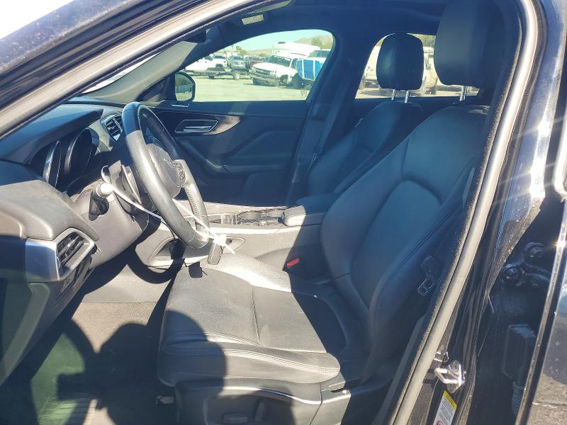 Photo 7 from auction – 2017 JAGUAR F-PACE with VIN SADCJ2BV7HA053514