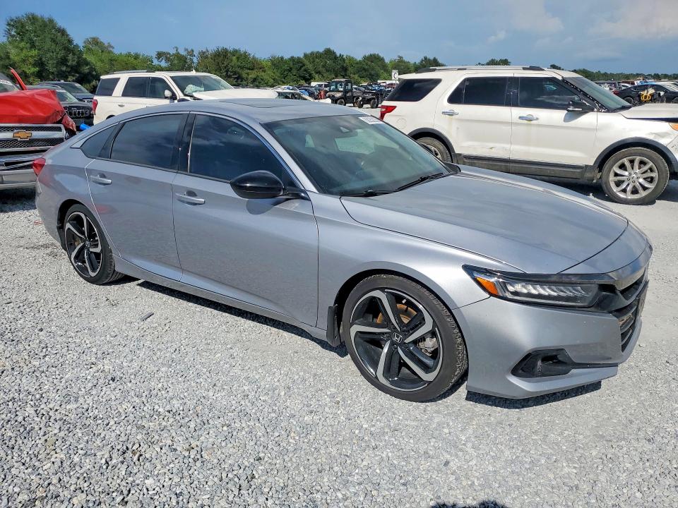 Снимка 4 от търг – 2021 HONDA ACCORD с VIN 1HGCV2F34MA012343