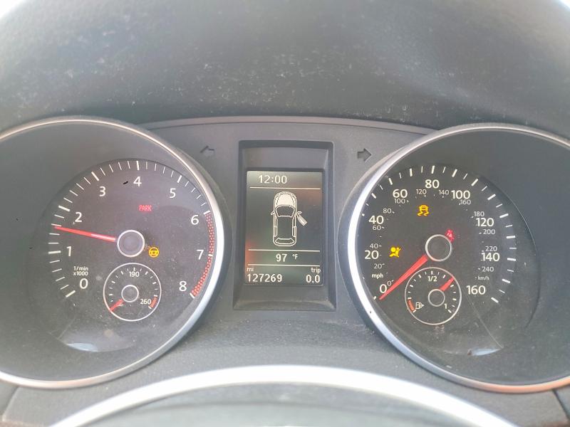 Photo 9 from auction – 2014 VOLKSWAGEN JETTA with VIN 3VWKP7AJ8EM617328