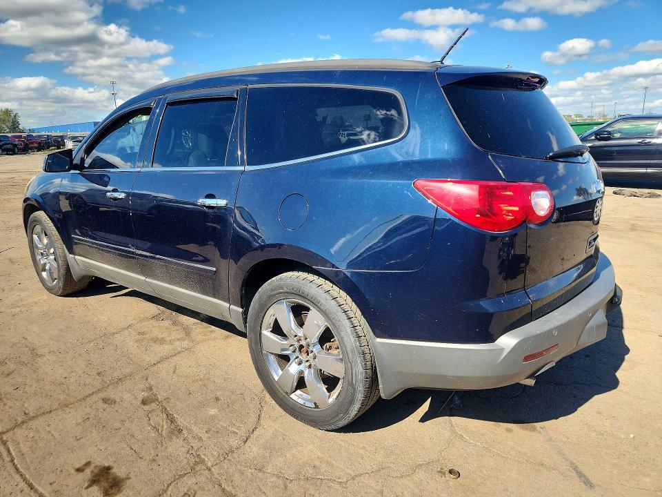 Photo 2 from auction – 2009 CHEVROLET TRAVERSE with VIN 1GNEV33DX9S133042