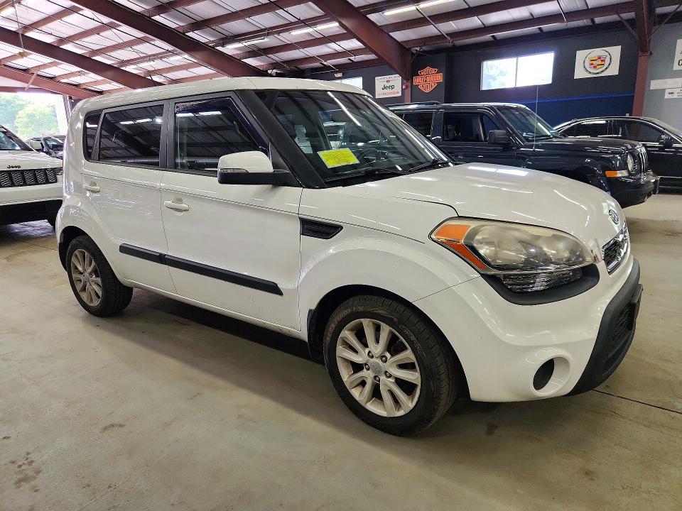 Photo 4 from auction – 2012 KIA SOUL with VIN KNDJT2A6XC7379725