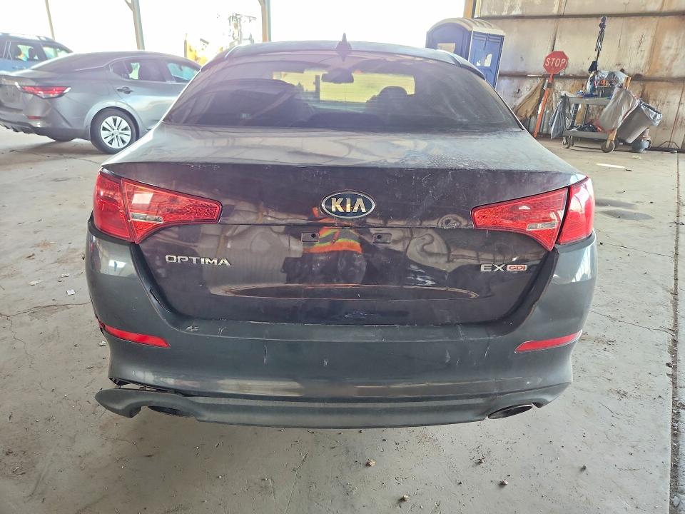 Photo 6 from auction – 2015 KIA OPTIMA with VIN KNAGM4A74F5644244