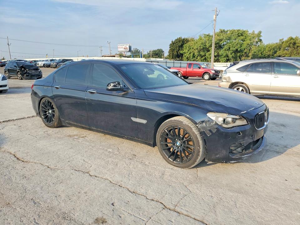 Zdjęcie 4 z aukcji – 2014 BMW 750 z VIN WBAYA8C55ED228398