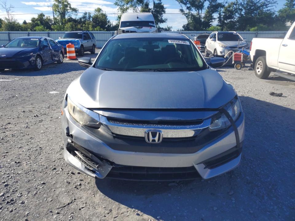 Снимка 5 от търг – 2017 HONDA CIVIC с VIN 19XFC2F50HE041327