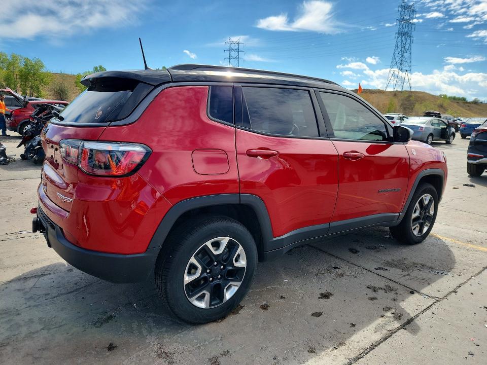 Photo 3 from auction – 2017 JEEP COMPASS with VIN 3C4NJDDB8HT632233
