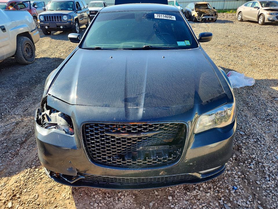 Zdjęcie 5 z aukcji – 2015 CHRYSLER 300 z VIN 2C3CCABG9FH743253