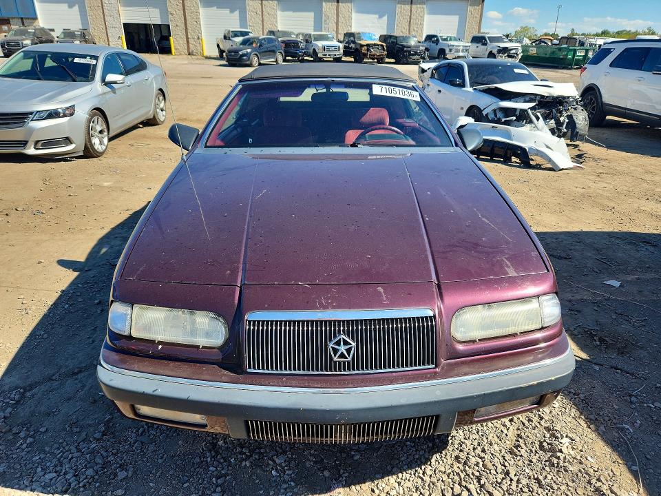 Zdjęcie 5 z aukcji – 1993 CHRYSLER LEBARON z VIN 1C3XU4538PF642376