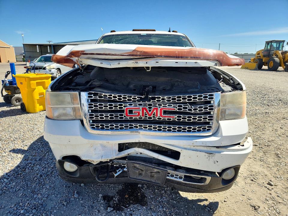 Photo 5 from auction – 2014 GMC SIERRA with VIN 1GT125E89EF103092