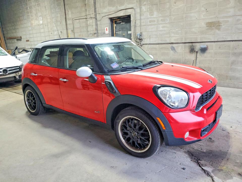 Photo 4 from auction – 2011 MINI COOPER with VIN WMWZC5C59BWM10604