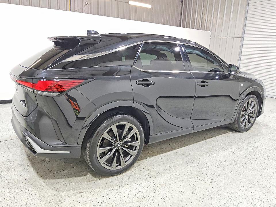 Снимка 3 от търг – 2024 LEXUS RX 350 с VIN 2T2BAMCA4RC040887