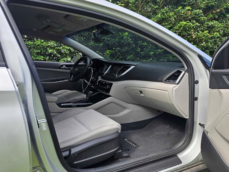 Photo 5 from auction – 2018 HYUNDAI TUCSON with VIN KM8J33A43JU654740
