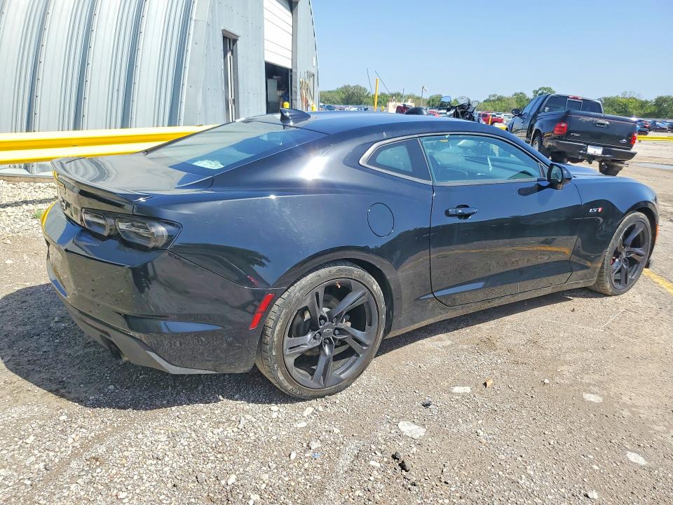 Снимка 3 от търг – 2022 CHEVROLET CAMARO с VIN 1G1FF1R77N0124961