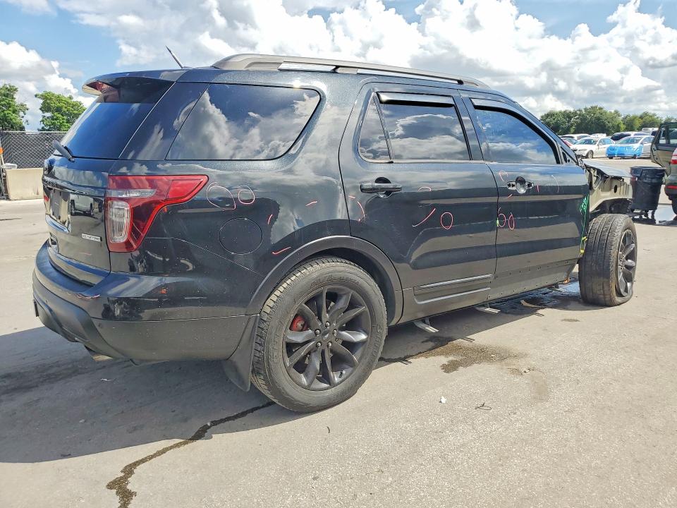 Foto 3 de la subasta – 2014 FORD EXPLORER con VIN 1FM5K8GT1EGC34091