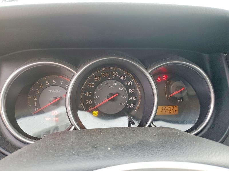 Снимка 9 от търг – 2008 NISSAN VERSA с VIN 3N1BC13E18L357640