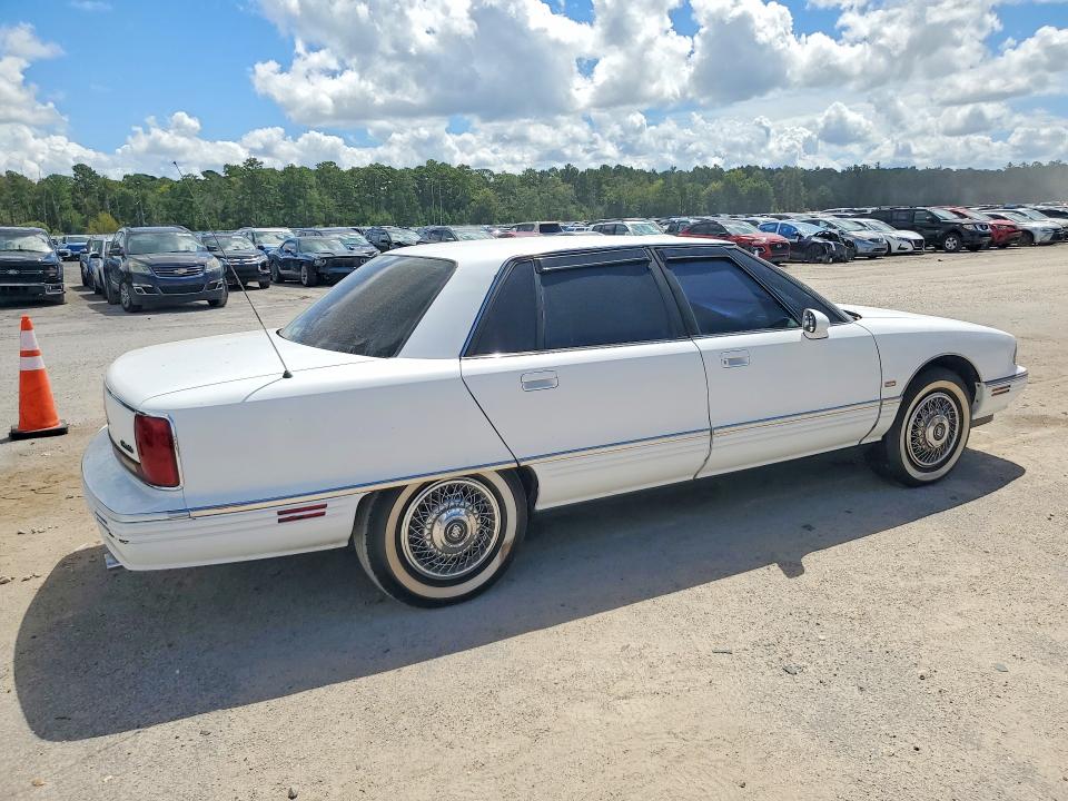 Photo 3 from auction – 1995 OLDSMOBILE 98 with VIN 1G3CX52K6S4306863