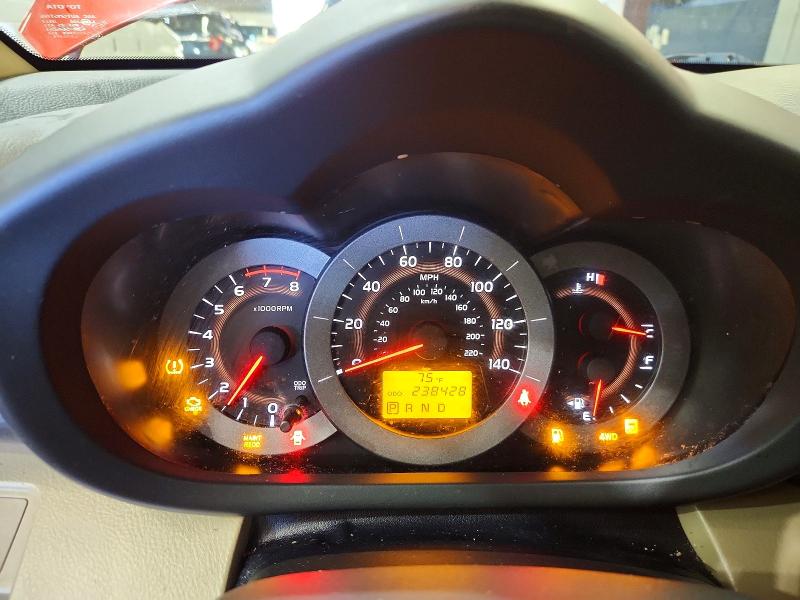 Photo 9 from auction – 2010 TOYOTA RAV4 with VIN JTMBF4DV6AD037598