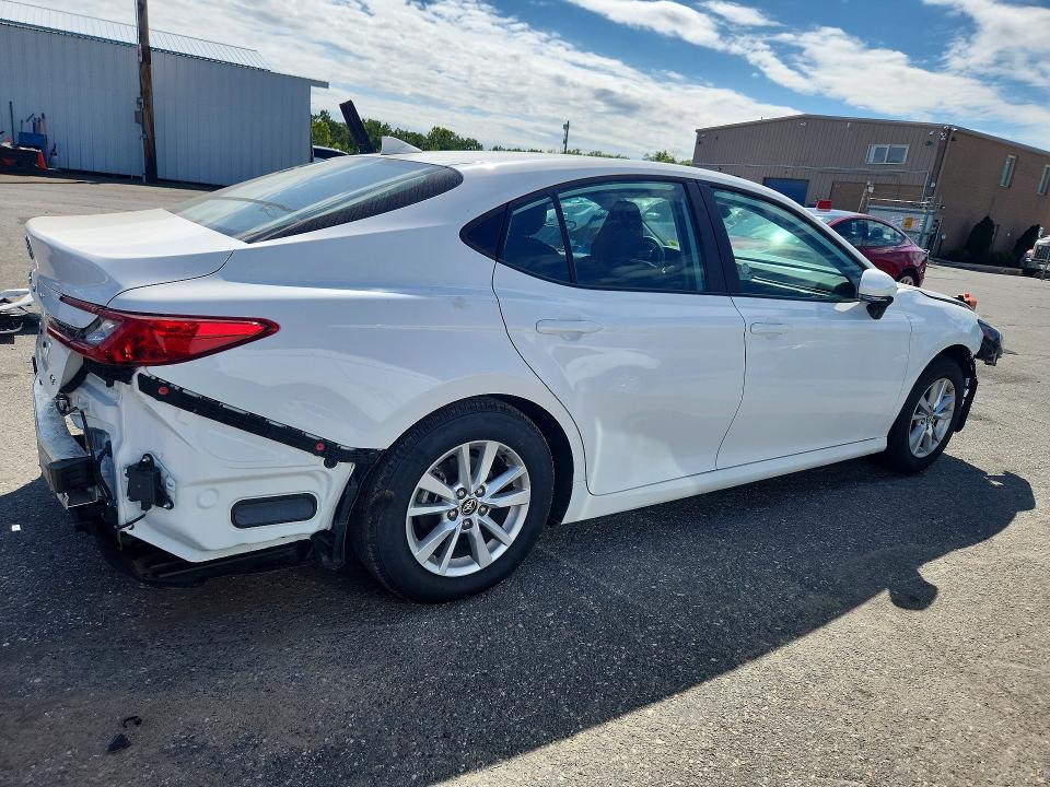 Photo 3 from auction – 2026 TOYOTA CAMRY with VIN 4T1DAACK3TU709547