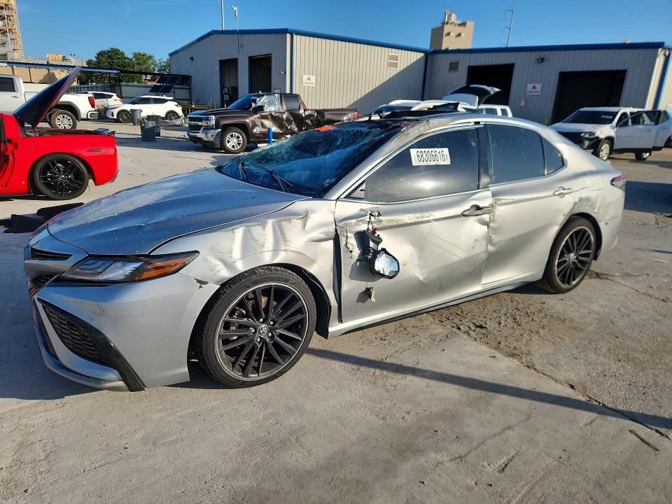 2021 TOYOTA CAMRY - Търг №68306616