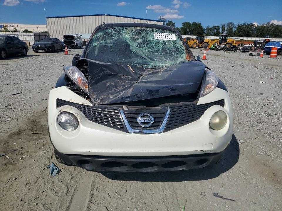 Zdjęcie 5 z aukcji – 2012 NISSAN JUKE z VIN JN8AF5MV9CT120666