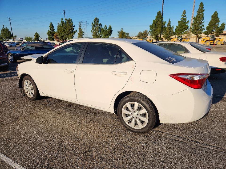 Снимка 2 от търг – 2016 TOYOTA COROLLA с VIN 5YFBURHE7GP507950