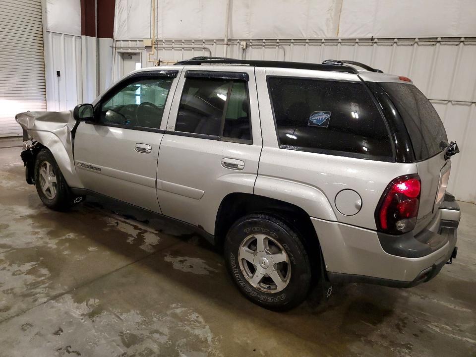 Photo 2 from auction – 2004 CHEVROLET TRAILBLAZER with VIN 1GNDT13S742236478