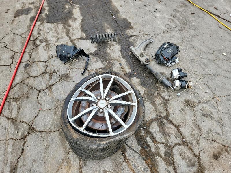 Снимка 12 от търг – 2010 ASTON MARTIN V8 с VIN SCFEFBBC5AGD14246