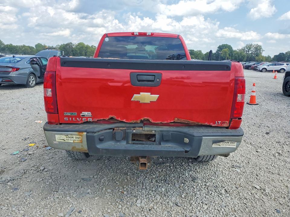 Photo 6 from auction – 2011 CHEVROLET SILVERADO with VIN 1GCRKSE30BZ261191