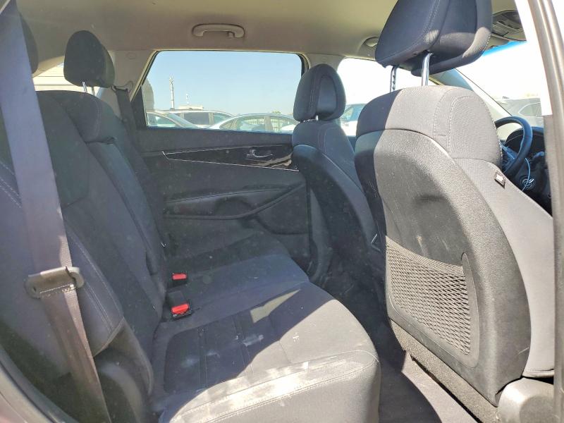 Фото 11 с аукциона – 2016 KIA SORENTO с VIN 5XYPGDA52GG176418