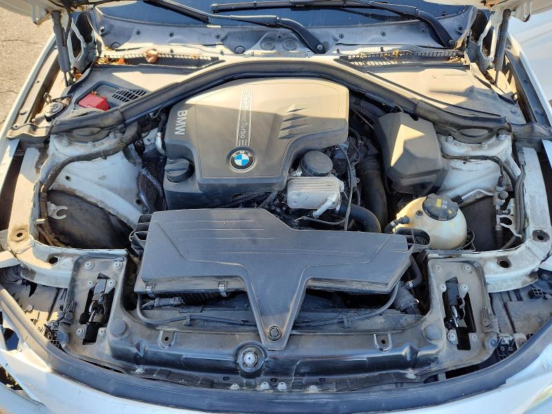 صورة رقم 11 من المزاد - 2016 BMW 328 مع VIN WBA8E9G57GNT82211
