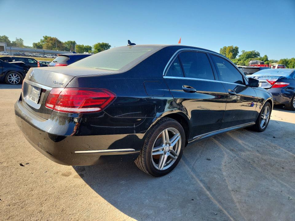 Photo 3 from auction – 2014 MERCEDES-BENZ E with VIN WDDHF8JB3EA996871