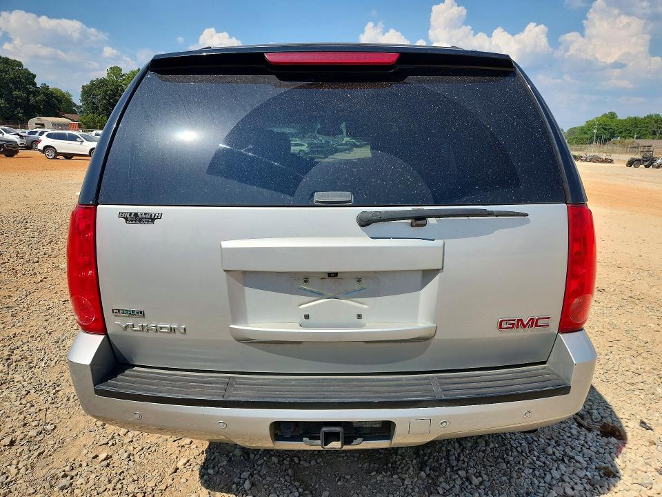 Foto 6 de la subasta – 2010 GMC YUKON con VIN 1GKUKCE05AR144988